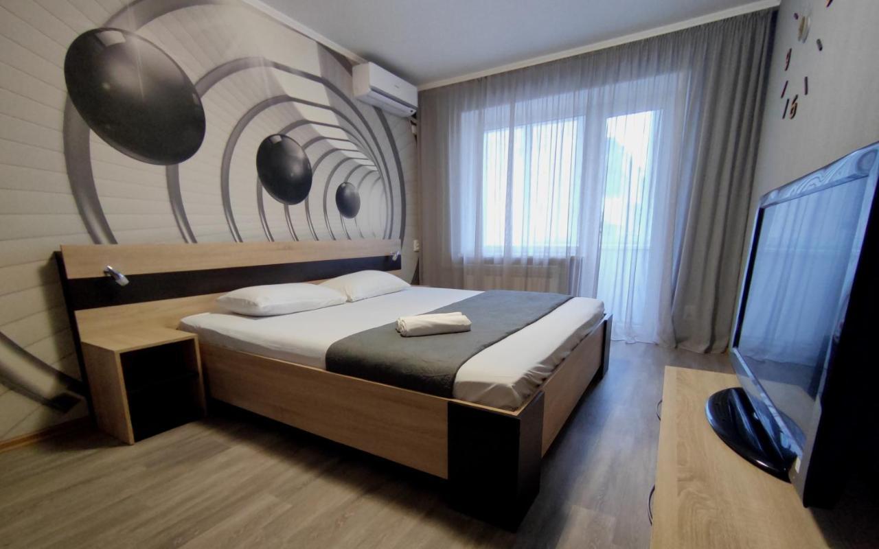 Двухкомнатные Апартаменты Центр Mystetsʹka 3 Kr Apartments Кривой Рог Экстерьер фото