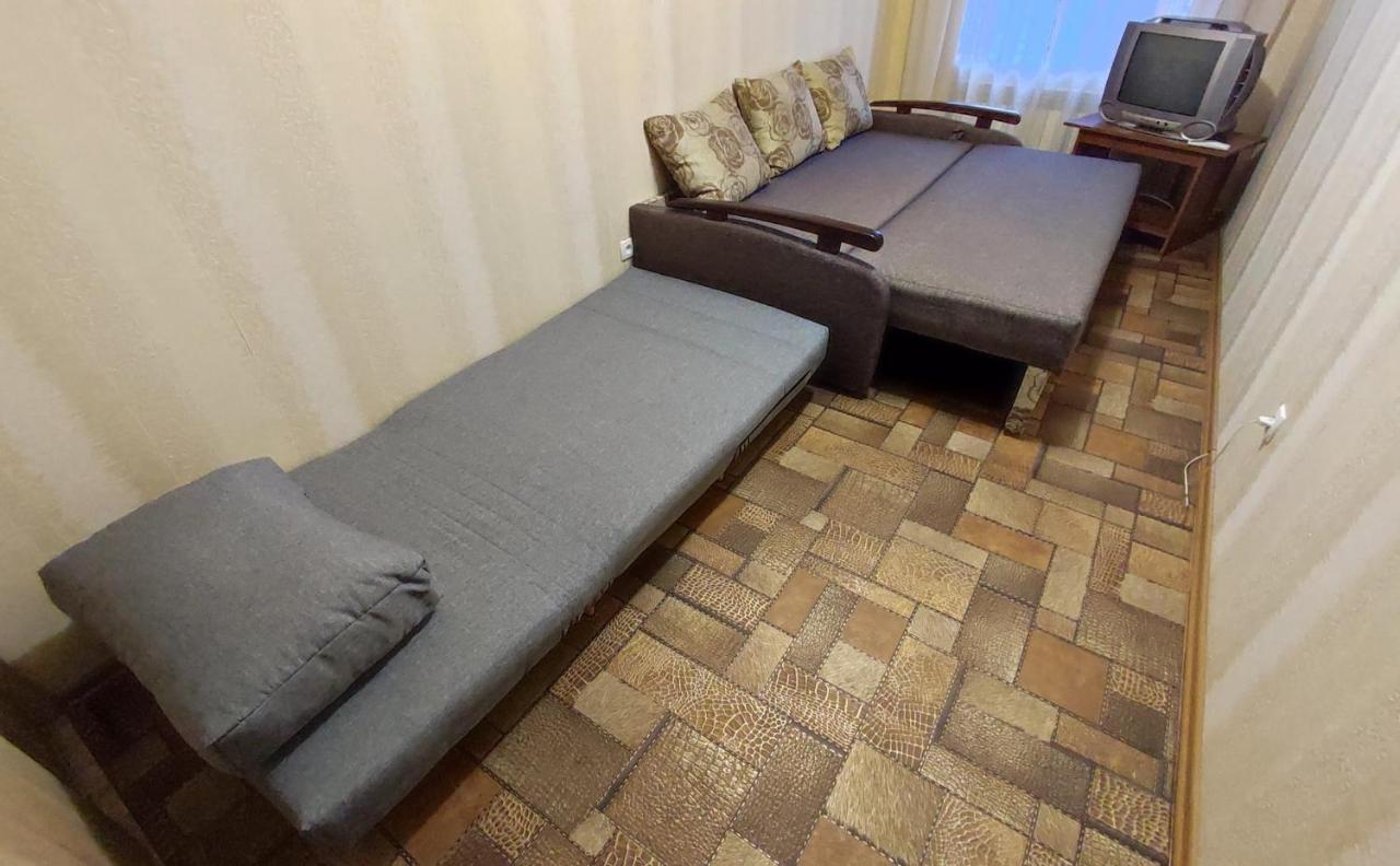 Двухкомнатные Апартаменты Центр Mystetsʹka 3 Kr Apartments Кривой Рог Экстерьер фото